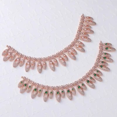 OVAL DIAMONDS RINGED NECK PIECE