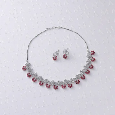 GEM FLOWER HANGED WITH DIAMOND LEAVES NECKPIECE