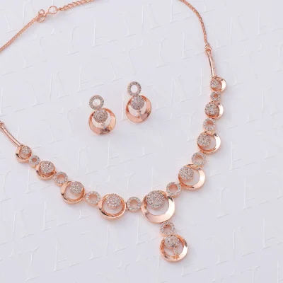 MOON SPECTULAR NECK PIECE