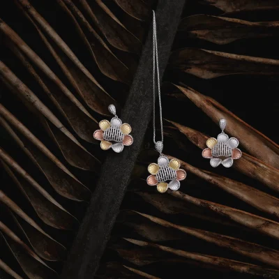 CARVED DIAMONDS WITH MOKSH