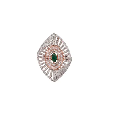 EYE SHAPED ELEGANCE