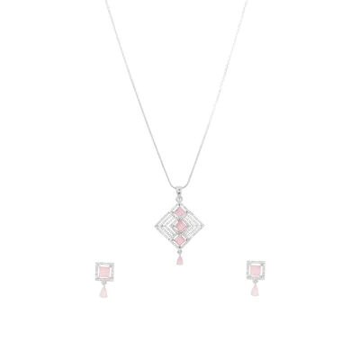 ALINED THREE GEM LOOK